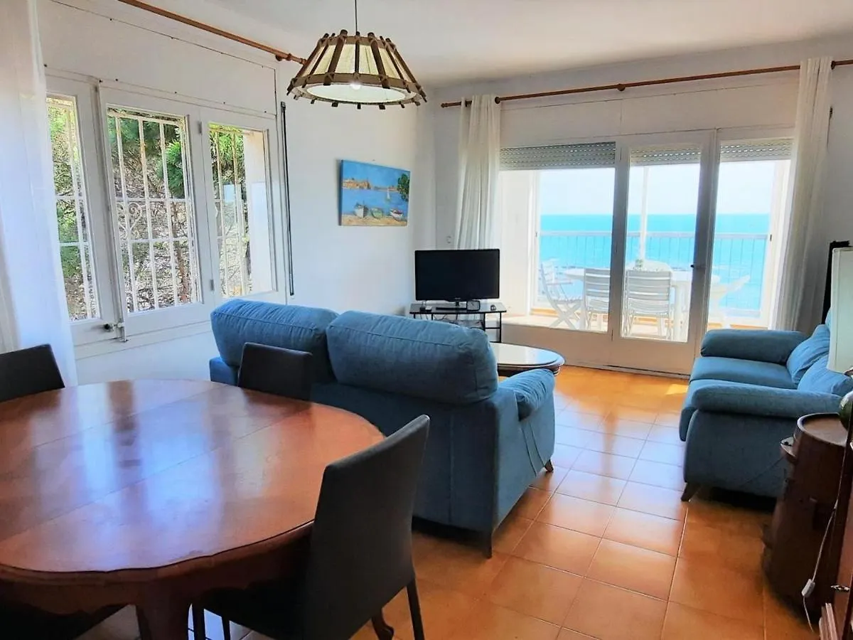Amplio Apartamento En Llanca Con Vista Al Mar, Terraza, Aparcamiento Y Animales Permitidos - Es-170-6